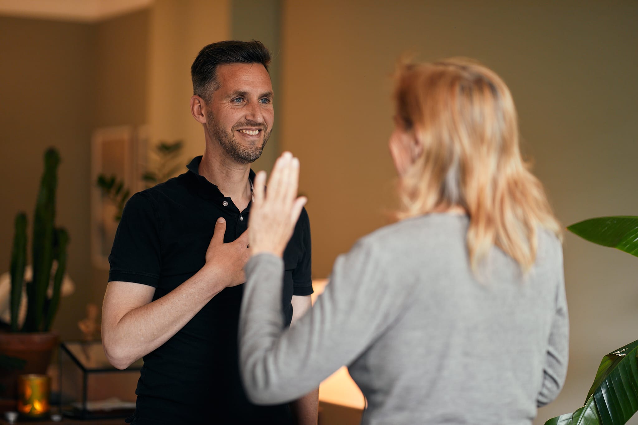 Tonen Waarom trek ik steeds narcisten aan? - Omnamo